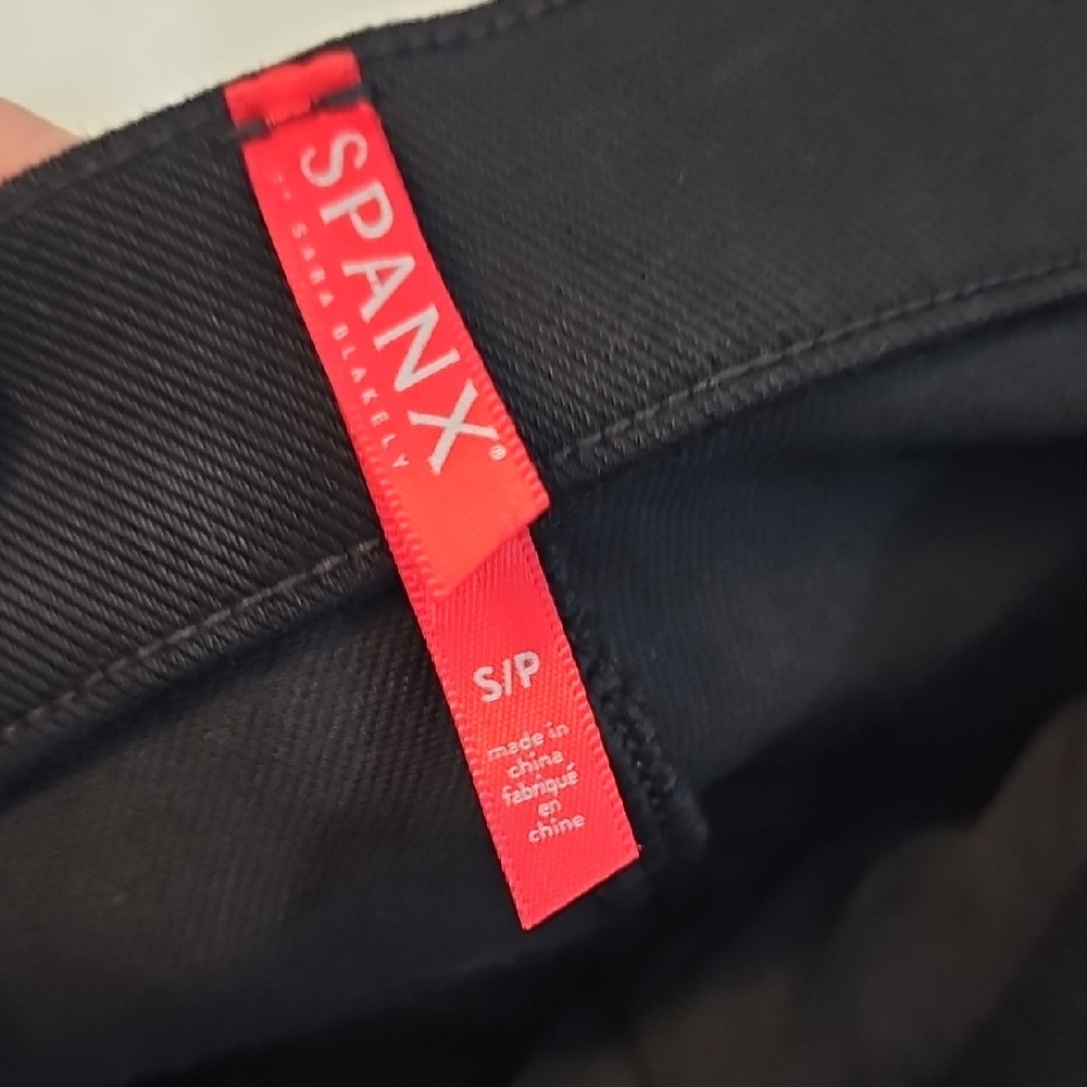 SPANX Jean-ish Ankle Leggings Tummy Shaping Soft Knit Black #20018R Womens Small - Picture 8 of 9
